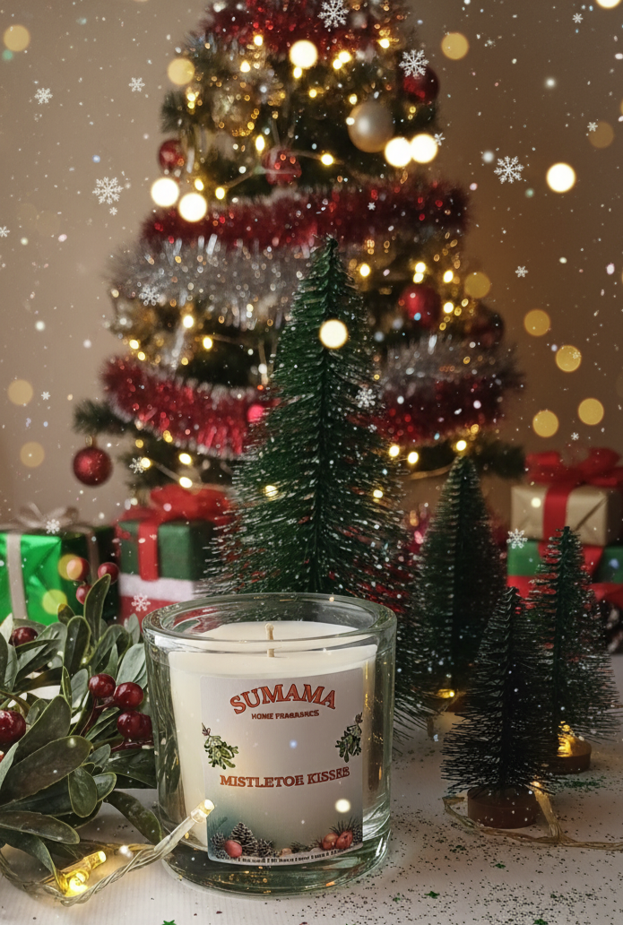 MISTLETOE KISSES - 400g CANDLE